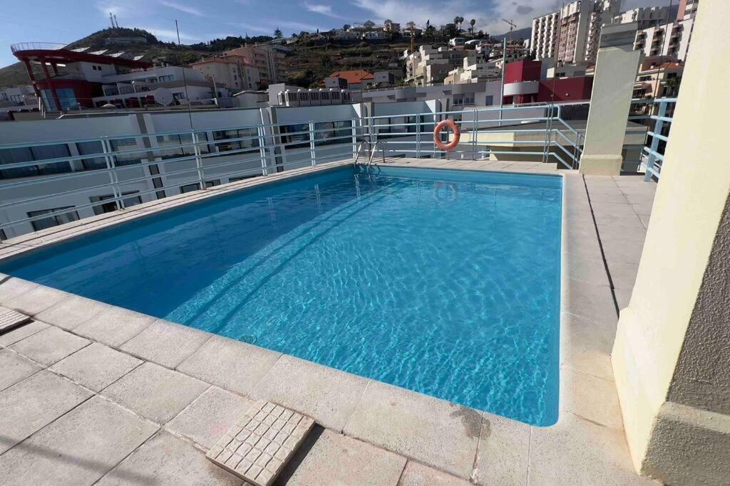 By The Sea III Lido - Com Piscina Apartment Funchal  Ngoại thất bức ảnh